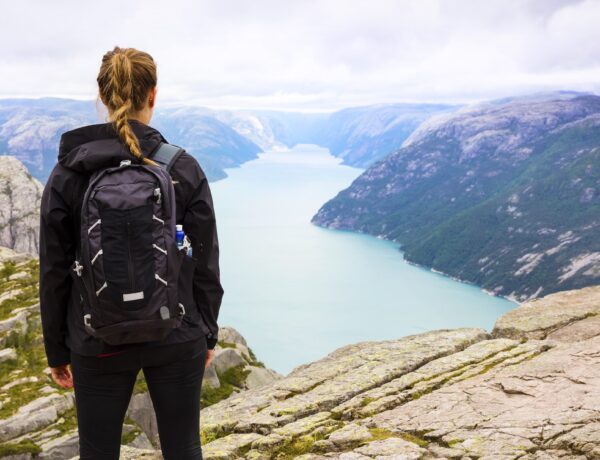 Randonnée dans le parc national de Jotunheimen en Norvège, mont Synshorn