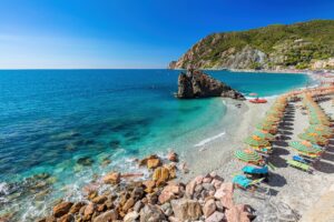 Plage de Monterosso al Mare dans les Cinque Terre, Italie