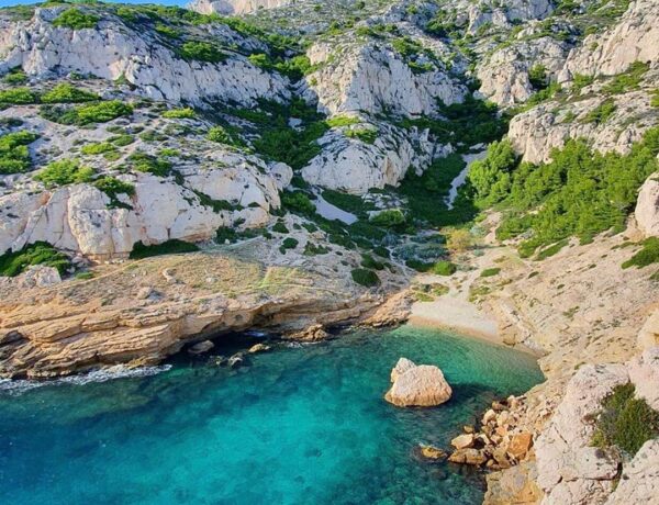 Au bout de Marseille, cette calanque secrète est classée parmi les plus belles du monde (et les touristes l’ignorent encore)