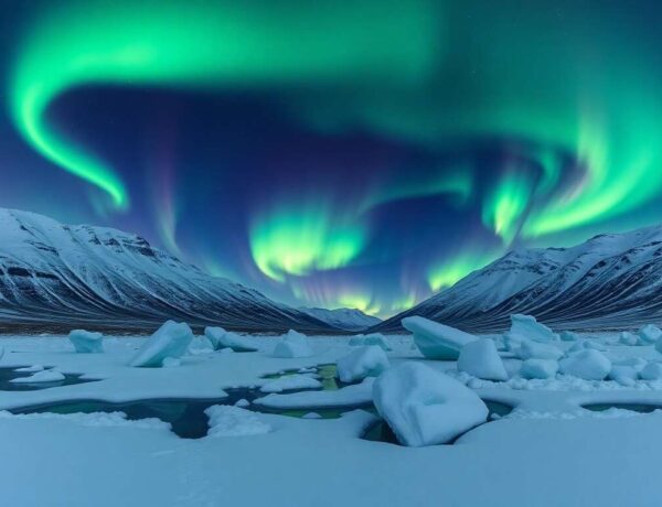 Voyage en Islande : aurores Boréales et Terre de Glace en Hiver