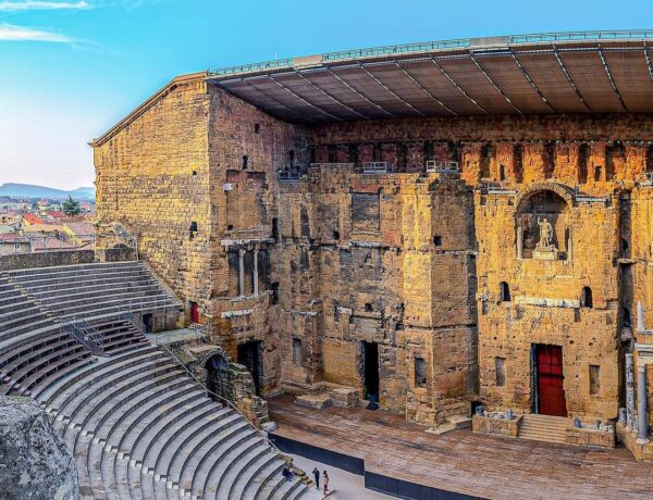 Que faire à Orange : guide des activités incontournables